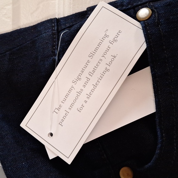 Christopher & Banks Pull On Jeans 8 Signature Slimming Modern Fit Narrow Boot - Picture 5 of 9